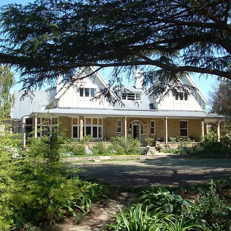 Shady Pines Guest House Harrismith Bagian luar foto